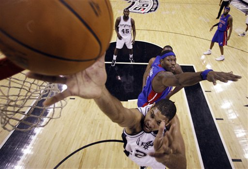 tim duncan 2010. San Antonio Spurs Tim Duncan,