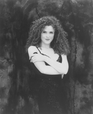 Bernadette_Peters_01.jpg