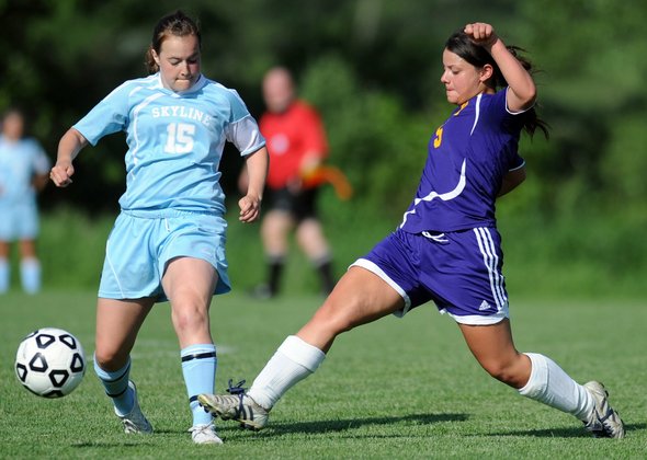 skyline-ypsi-soccer1.JPG