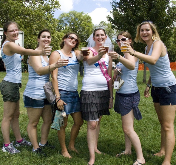 Beerlovers flock to annual Summer Beer Festival at Riverside Park in