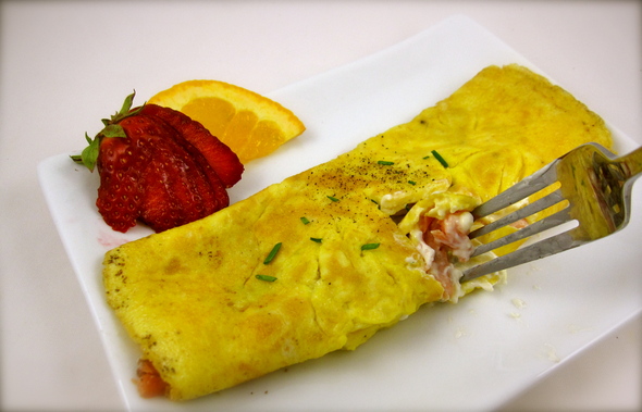 lampan-smoked-salmon-omelet.JPG