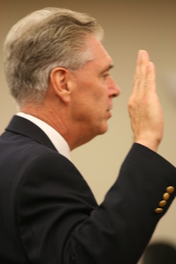  - Jim_Peters_Sworn-in-thumb-200x299-85703