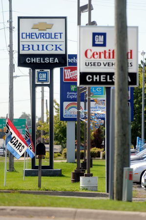 Chelsea_Chevrolet_Buick_dealership_2.JPG