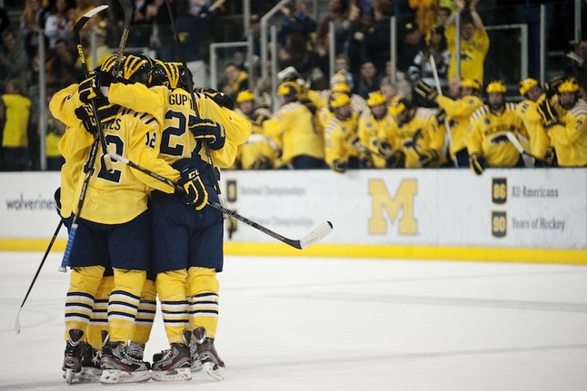 Michigan hockey ends first half on a high note with 2-0 win over ...