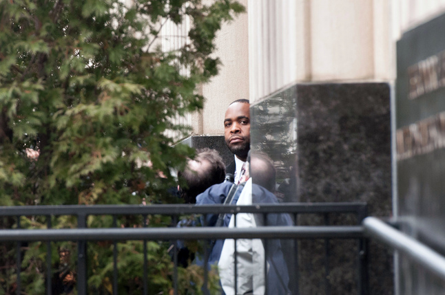 Kwame Kilpatrick says federal prison in Milan isn't meeting ice ...