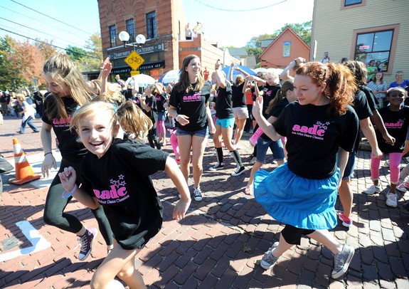 Dance studio shows its skills Saturday in downtown Ann Arbor flash mob