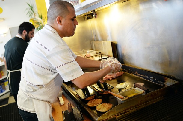 Dimo's remains a West Side destination for terrific donuts, tasty ...